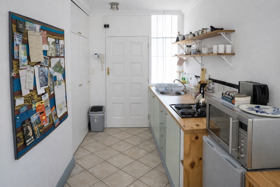 To Let 0 Bedroom Property for Rent in Sea Point Western Cape